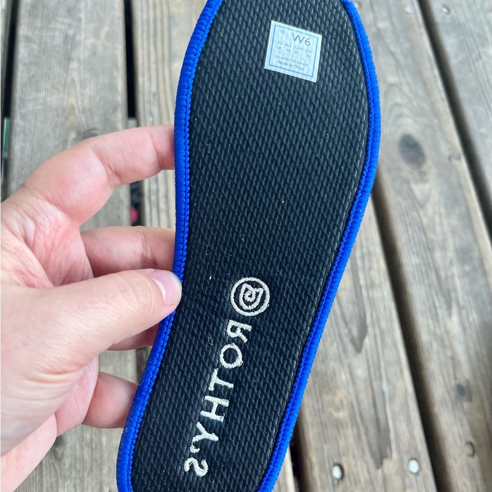 Rothy’s Women’s Original Black Sneakers - Picture 10 of 11